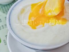 双皮奶窝蛋-阿三麻蓉汤圆(顺光大厦店)