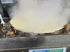 -正宗杂粮煎饼香软鸡蛋饼