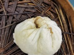 猪肉灌汤包-草包包子铺1937(普利街店)