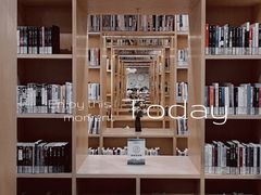 -漕河泾街道图书馆(漕河泾社区文化活动中心店)