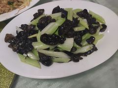 -鑫悦楼煎蟹·16年海鲜大排档