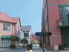 -钟书阁(松江泰晤士小镇店)