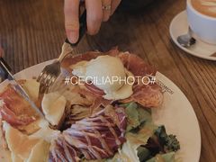 -Common Table · Brunch & Coffee
