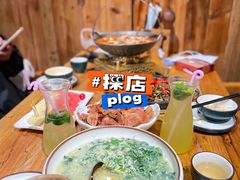 -老滇山寨•云南特色菜•地方菜•民族风情歌舞表演(金碧店)