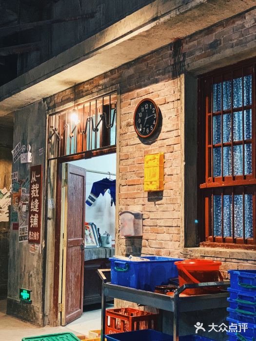 黑色经典臭豆腐·湖南特产(步行街店)门面图片