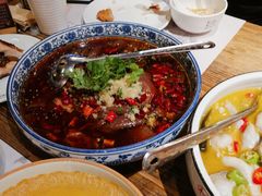 -胡桃里音乐酒馆(环亚凯瑟琳广场店)