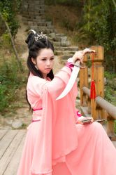 点击看大图 玉儿-九月鹰飞汉服摄影工作室
