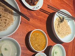 -裕兴记•蟹黄面馆(人民广场店)