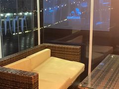 -顽啤熊·酒客酒馆(苏城夜景必选店)