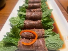 薄荷牛肉卷-云海肴·汽锅鸡·云南菜(苏州中心店)