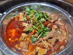 -大众跷脚牛肉馆·非遗传承单位(峨眉山店)