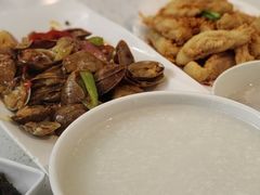 -肥仔文澳门猪骨煲(南京西路店)
