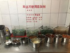 -文山荷鲜居(翠湖店)