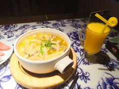 -卢大鲜鱼头捞饭(美利广场店)