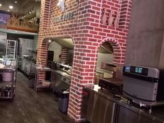 大堂-HIGH FIVE哈福手工汉堡(桂林路店)