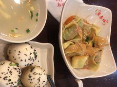 -东泰祥生煎馆(陕西南路店)