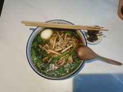 -镇南锅盖面馆(解放路店)