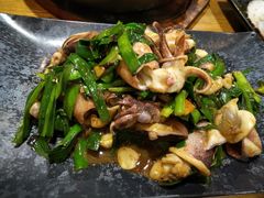 -老东镇啤酒屋海鲜加工·蒸汽海鲜·海鲜烧烤(台东店)