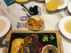 -豪客来牛排(中央花苑店)