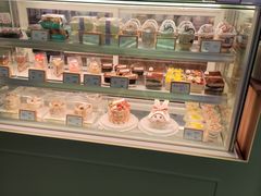 面包甜点陈列柜-野上麦田(中贸广场店)