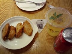 -乐凯撒披萨(东方新世界店)