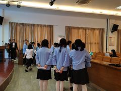 -盛兴中英文学校