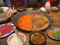 -萍姐火锅·公路夜市(武汉首店)