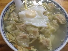 -胖子馄饨坊(天目大厦东南)