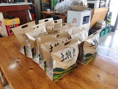 -粘豆包柴火铁锅炖