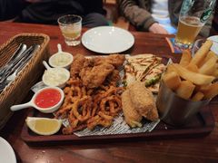-Hooley's活利仕西餐厅(珠江新城店)