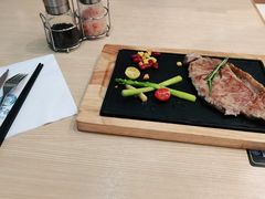 -纽斯特牛排自助餐厅(浦江万达店)