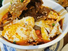 功夫双脆-炉小二铜锅牛蛙•川湘菜(三里屯店)