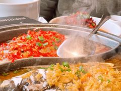 -阿瓦山寨·湘菜现炒·剁椒鱼头王(咸阳总店)