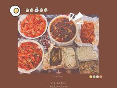 -扒虾小妹儿麻辣海鲜(宏图街店)