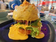 瀑布芝士牛肉汉堡-Let'sBURGERplus·非常创意汉堡(三里屯店)