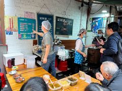 -梁阿婆廿年老牌扣肉糯米饭