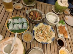 -Cau Go Vietnamese Cuisine