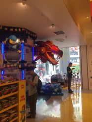 -乐高品牌旗舰店(人民广场店)
