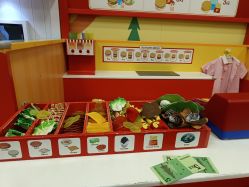 -莫莉幻想儿童乐园(武汉经开永旺店)