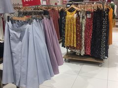 -优衣库(洛阳中州万达广场店)