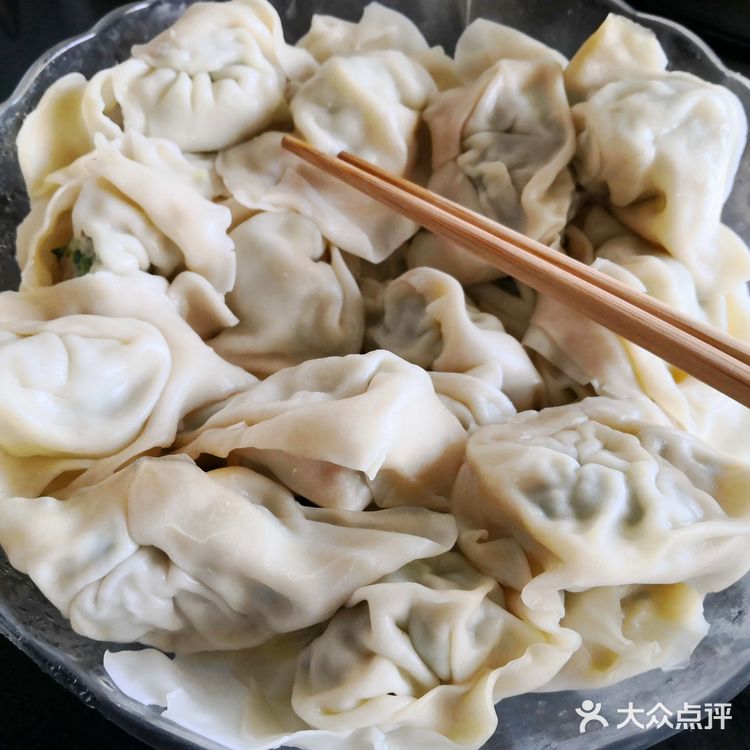 今日早餐：油煎馄饨 早餐时间比较紧张，怎么方便怎么来