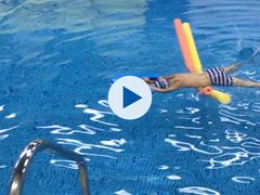 -嘻游纪亲子游泳中心(天佑城店)