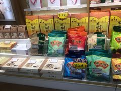 零售区-采芝斋(延安路店)