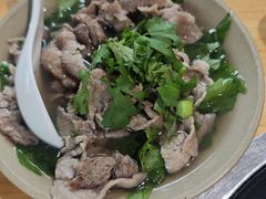 -大众跷脚牛肉馆·非遗传承单位(峨眉山店)