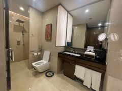 -广州天河希尔顿酒店