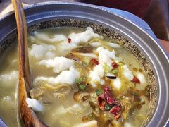 -周鱼小馆石锅酸菜鱼(活力汇店)