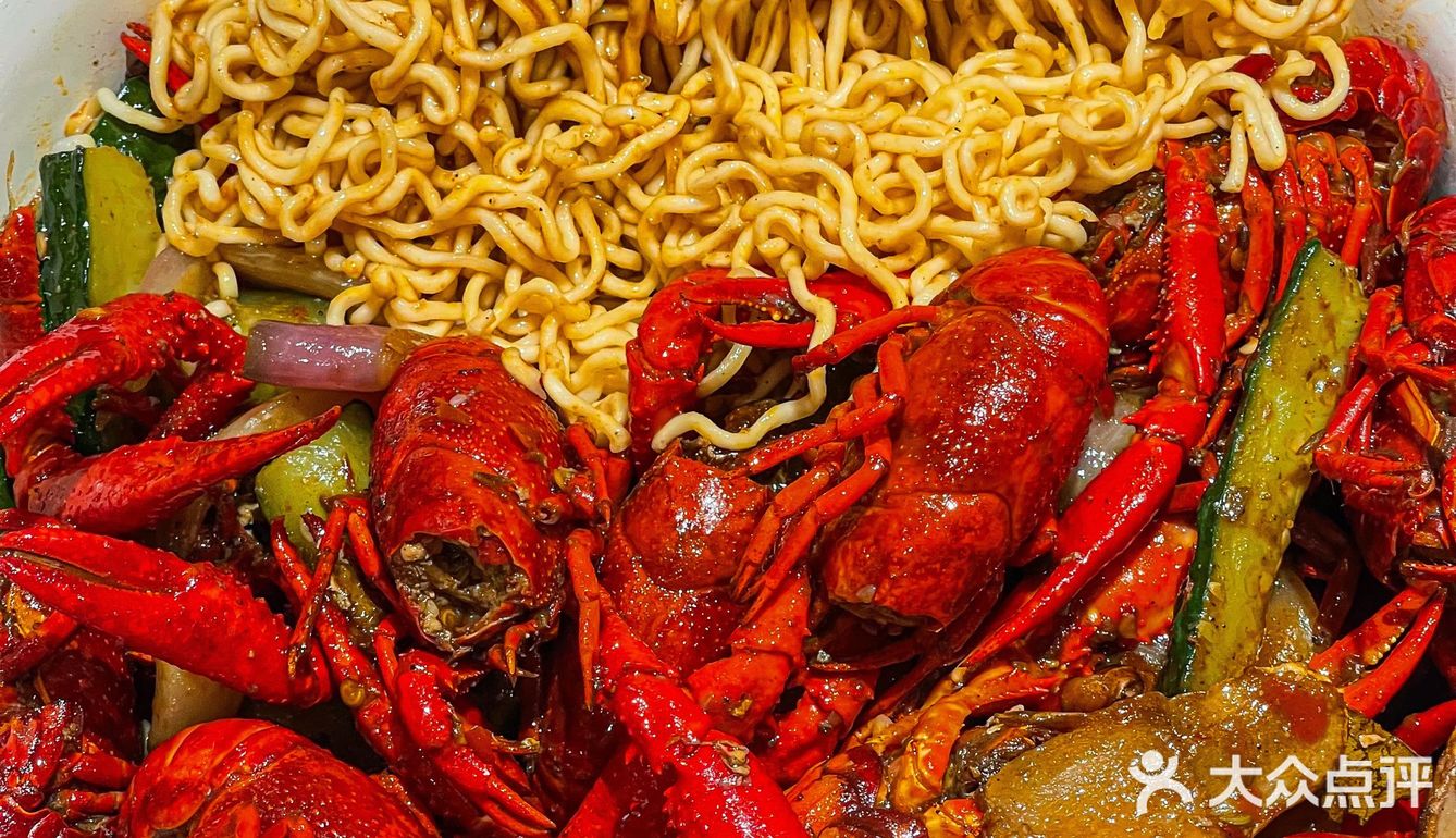 港式国潮风刮进美食界🦞被小龙虾拿下