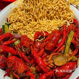 港式国潮风刮进美食界🦞被小龙虾拿下