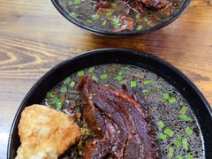 -小龙大肉面馆