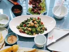 -乔家小院•非遗驴肉•本地小海鲜(滨河路店)
